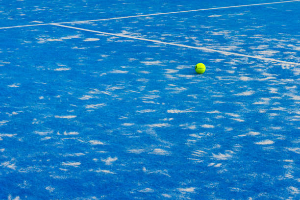 la construction de courts de tennis à Toulon est une initiative qui bénéficie à tous. Elle permet de concilier la passion pour le tennis avec